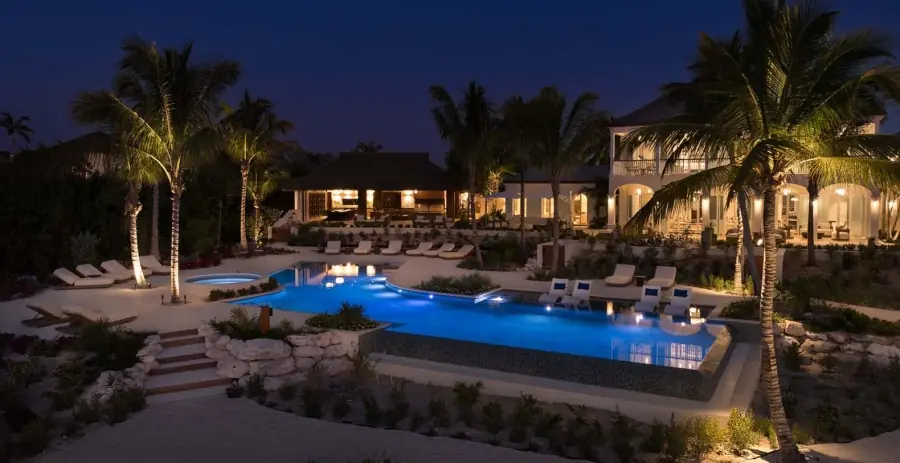 Sea Breeze Estate gallery image 3